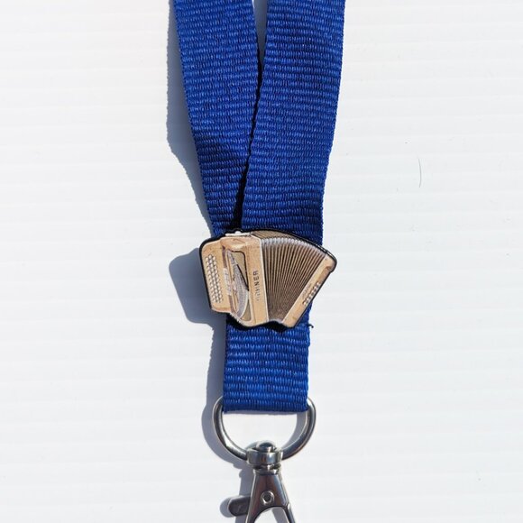 Pin Accordion Car Plate Pin for Caps Clothing Enamel Badge Pin Mexican Pin - Picture 3 of 6